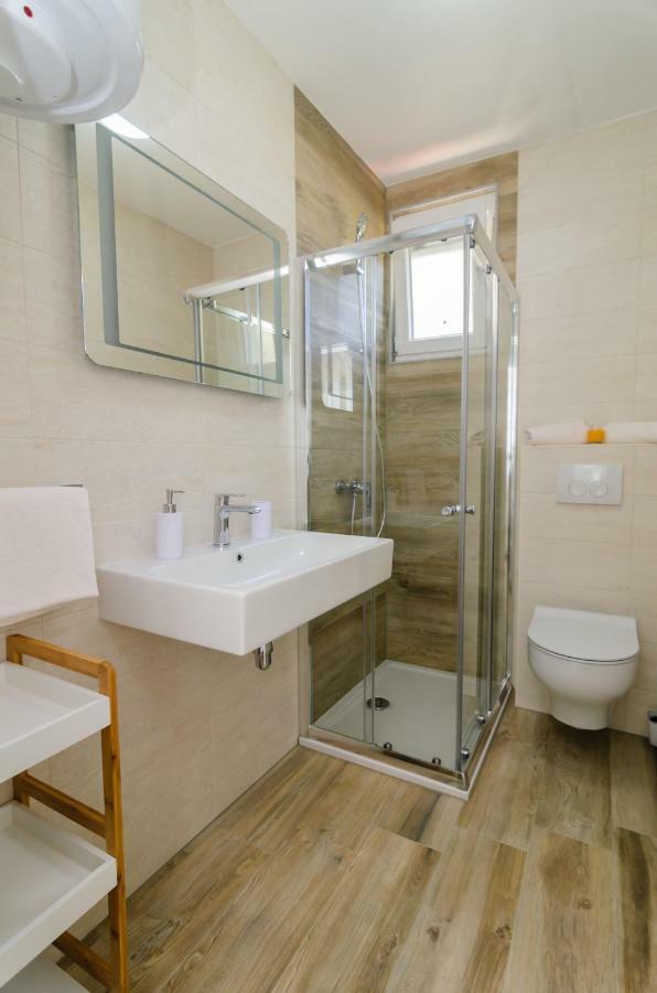 Privat Room Luka Задар Экстерьер фото